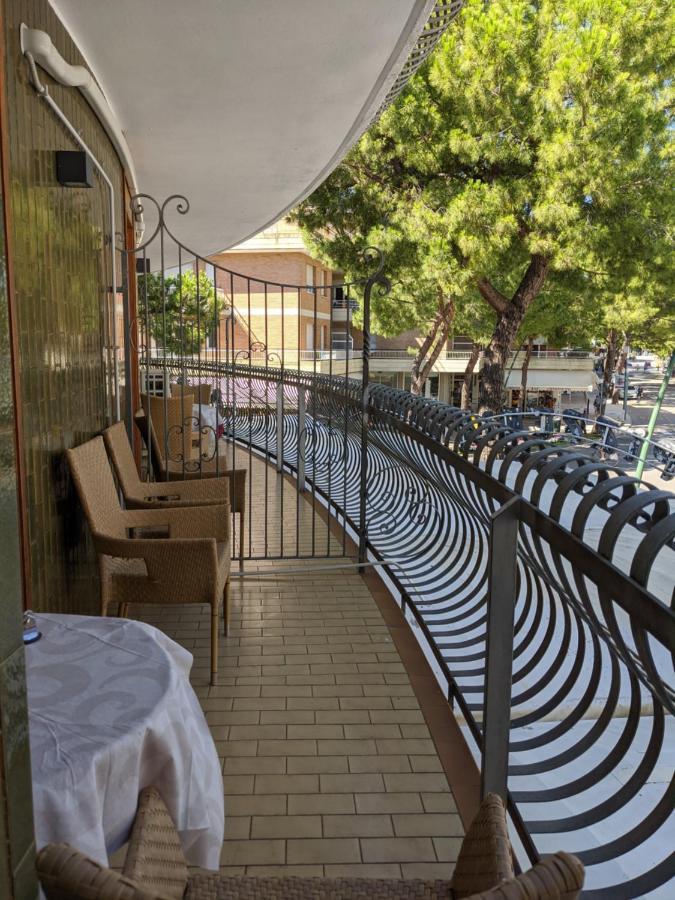 Hotel Corallo Lignano Sabbiadoro Eksteriør billede
